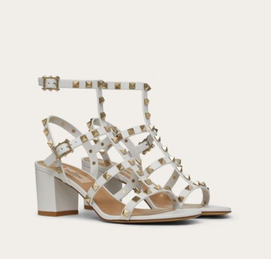 ROCKSTUD CALFSKIN ANKLE STRAP SANDAL 60 MM 原价HKD 7700 | 特价HKD 5390