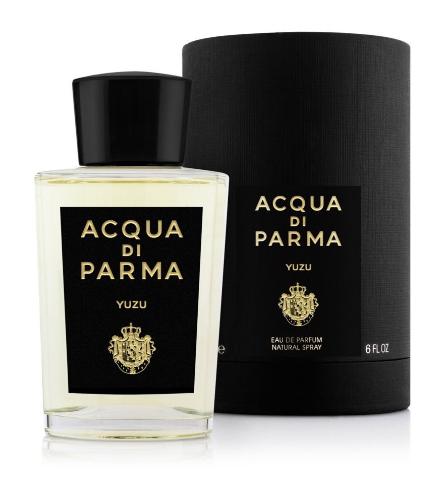 ACQUA DI PARMA YUZU EAU DE PARFUM NATURAL SPRAY | £199/100 ml：ACQUA DI PARMA的柚子香水，除了有酸甜果香外，更散发着柚子的苦涩香气，而且亦加入了佛手柑、莲花、紫罗兰和茉莉花等香气，散发着春日活泼气息。