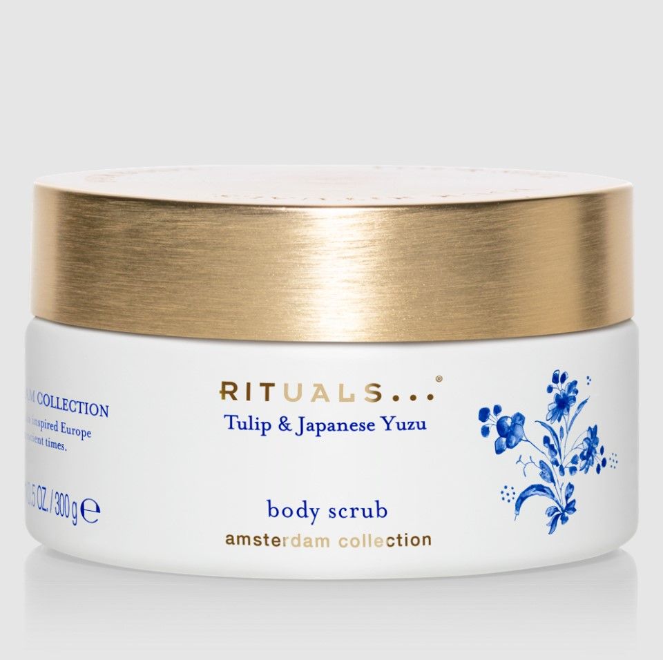 AMSTERDAM COLLECTION Body Scrub｜HK$155/200ml：Amsterdam Collection以荷兰郁金香和日本柚子为主角，磨砂霜的天然成分，有效去角质、滋养并润泽全身每吋肌肤，使用后肌肤变得柔软，而且亦可充当润肤膜使用。