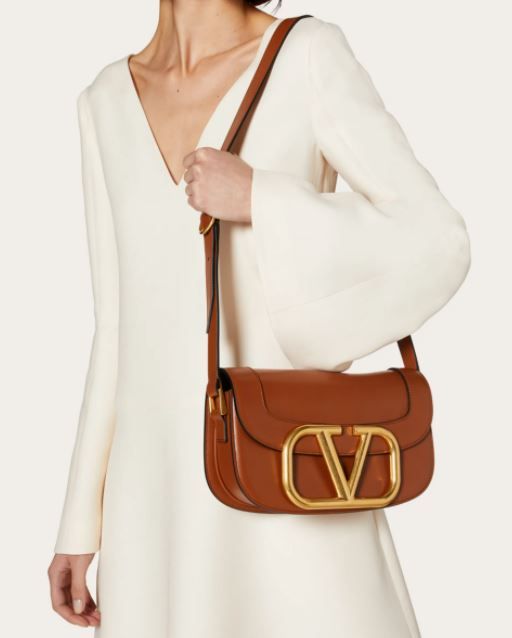 SUPERVEE CALFSKIN CROSSBODY BAG 原价HKD 19800 | 特价HKD 11880 (-40%)