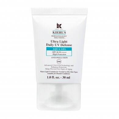 Kiehl's医学全效抗污染防晒啫喱乳霜SPF50 PA++++｜HK$325/30ml 具有抗污染及隔绝UVB/ UVA功效，质地清爽透薄，不阻塞毛孔。涂上后能为肌肤降温-3°C，细緻毛孔，潮湿天气亦适用。