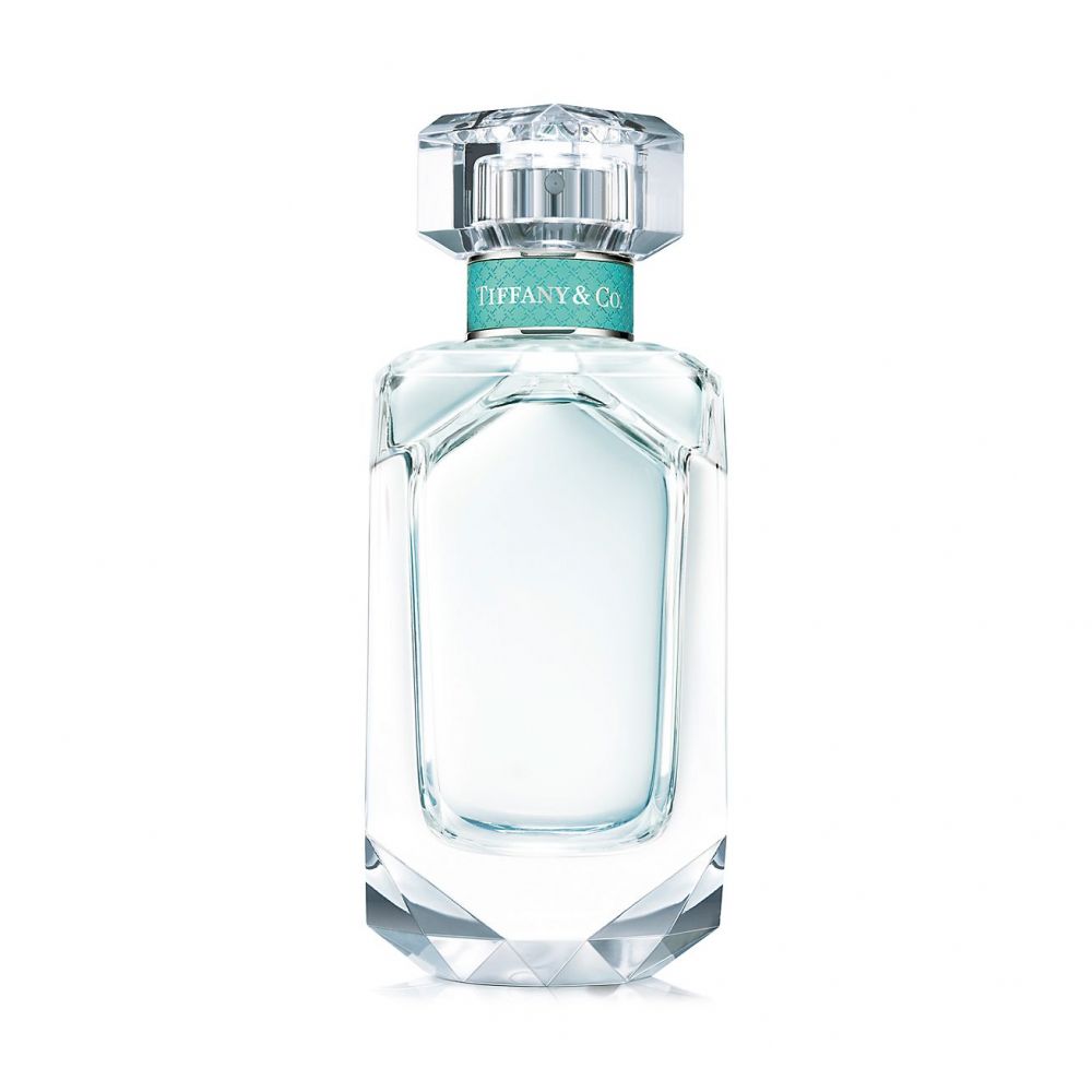 Tiffany Eau de Parfum HK$ 900 / 50ml 。前调：绿橘；中调：皇家鸢尾花；后调：广藿香和麝香。