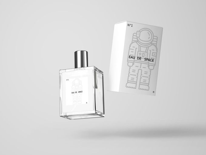 Eau de Space 太空味香水 100ml | $49美元。 你有没有想像过太空是什么味道的？美国一名Kickstarter就发起众筹，和美国国家航空暨太空总署NASA合作推出这款香水，让所有人都闻到太空的味道。它是烧焊、烤牛排、覆盆子、朗姆酒、烧焦杏仁曲奇的混合味，和有一点的苦涩味。