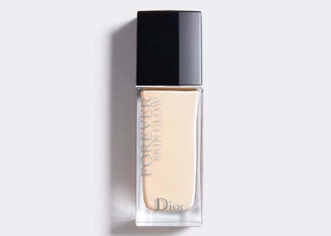 Dior 恆久贴肌亮泽粉底液#0N HK$470/30ml 