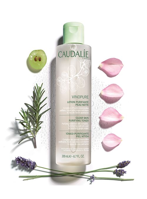  4. CAUDALIE 葡萄籽毛孔净化爽肤水 200ml (港币180) 蕴含的天然水杨酸，葡萄籽多酚及有机精油有助净化毛孔，更可以防止死皮细胞积聚和毛孔阻塞，100%有机葡萄水的加入为乾燥的皮肤注入水分，达到水油平衡。