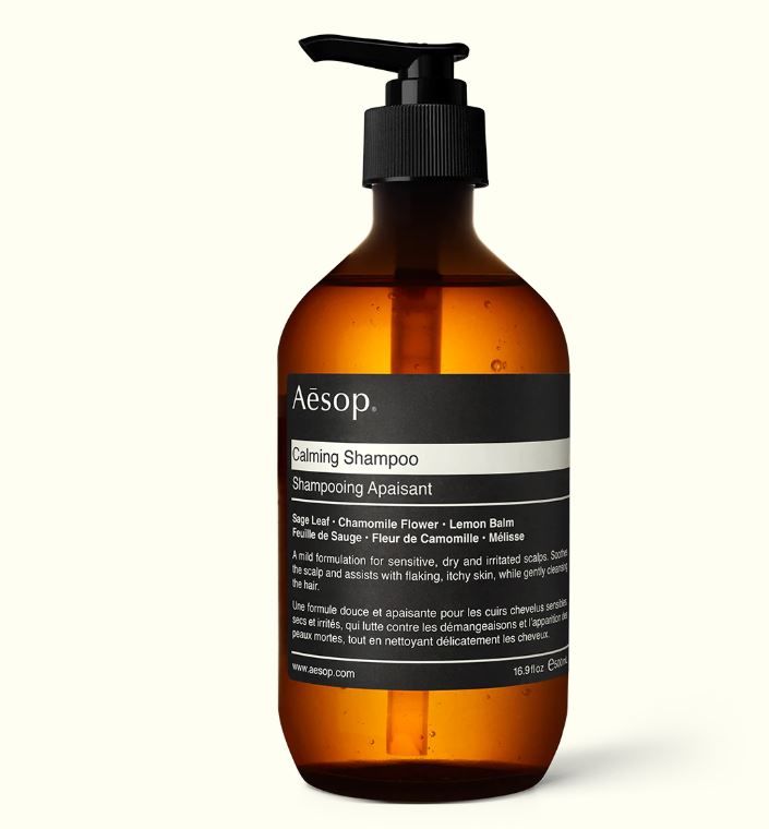 3. Aesop 舒缓洗髮露 来自Aesop的这款洗头水加入鼠尾草叶、洋甘菊花，能提供镇静、温和清洁的功效，即使是中性至敏感性、乾燥和痕痒的头皮都适合使用。