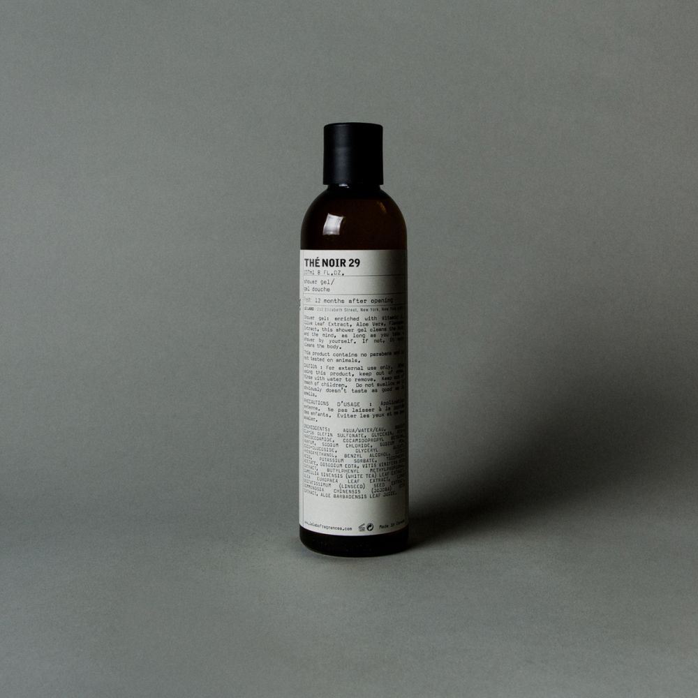 7. LE LABO Thé Noir 29 黑茶。走工业风格的纽约品牌。用后感觉被茶叶氤氲所围绕，有头脑清晰、行事干练的感觉。含有丰富维他命E（抗氧化）、橄榄叶精华（高度锁水）、芦荟和亚麻籽油精华。不含防腐剂，全部均为植物成份，且不含动物测试。