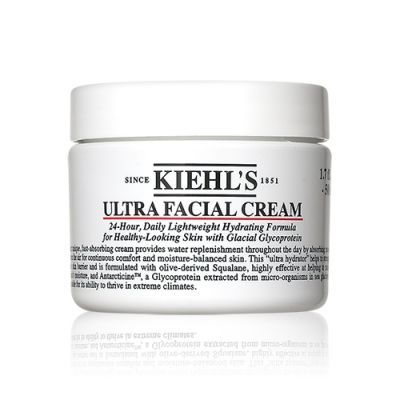 【KIEHL’S特效保湿乳霜 50ml | HK$300】 品牌畅销皇牌产品之一，质感水润无油腻感，配方不含酒精、色素、香料及 paraben 类防腐剂等致敏成份，用后不会对肌肤造成负担，敏感肤质亦可安心使用。结合两种强效活性成分，保湿乾燥肌肤同时达至巩固屏障的作用，维持水分平衡，令肌肤持久保持水润。