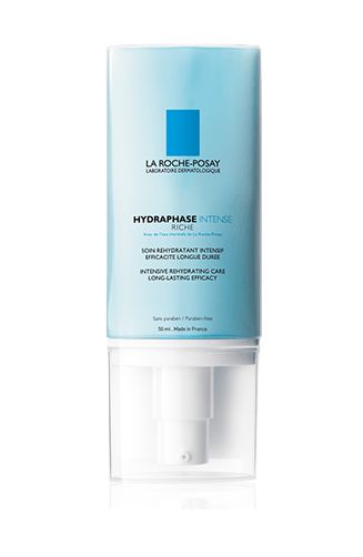 收毛孔产品推介6：La Roche-Posay HYDRAPHASE INTENSE RICH 长效润泽保湿乳 售价HKD$280│容量50ml 使用「细胞接合锁水科技」，可以强化细胞间质，形成锁水层，确保肌肤24小时都保持水嫩润泽。而且La Roche-Posay产品均已通过多个敏感性肌肤测试，即使中性偏乾性肌肤、敏感性肌肤人士都适合使用。