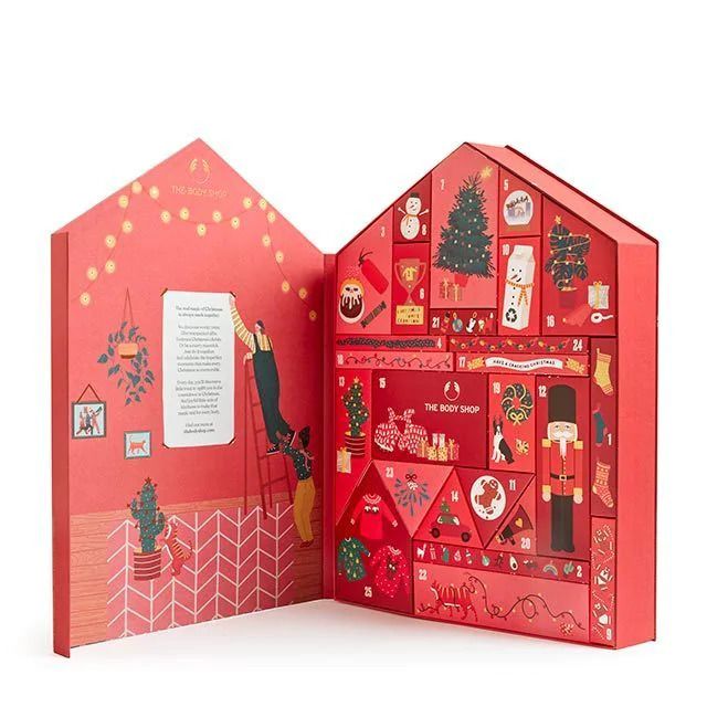 THE BODY SHOP Make It Real Together Big Advent Calendar | 售价£70 | 2025 THE BODY SHOP的圣诞倒数月曆，共推出了3款，分别是Ultimate、Big及Small。现已可于英国官网购买，当中最受欢迎的就是红色包装的「Make It Real Together Big Advent Calendar」，已热卖售罄。