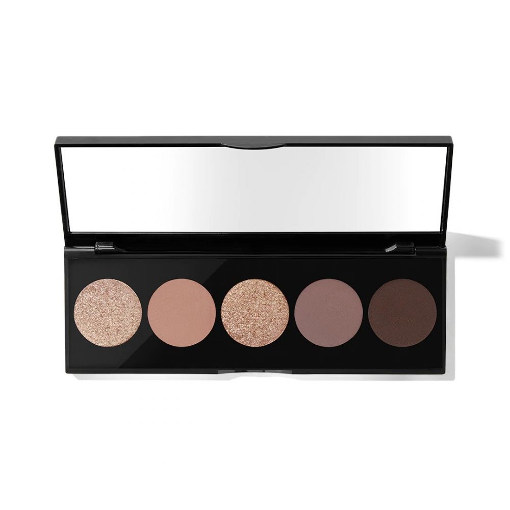 BOBBI BROWN STONEWASHED NUDES EYE SHADOW PALETTE (HK$380)：STONEWASHED NUDES色调眼影盘组合，有效加深眼窝，以及打造自然深邃的效果，无论偏白或健康肤色的女生都能轻鬆驾驭。