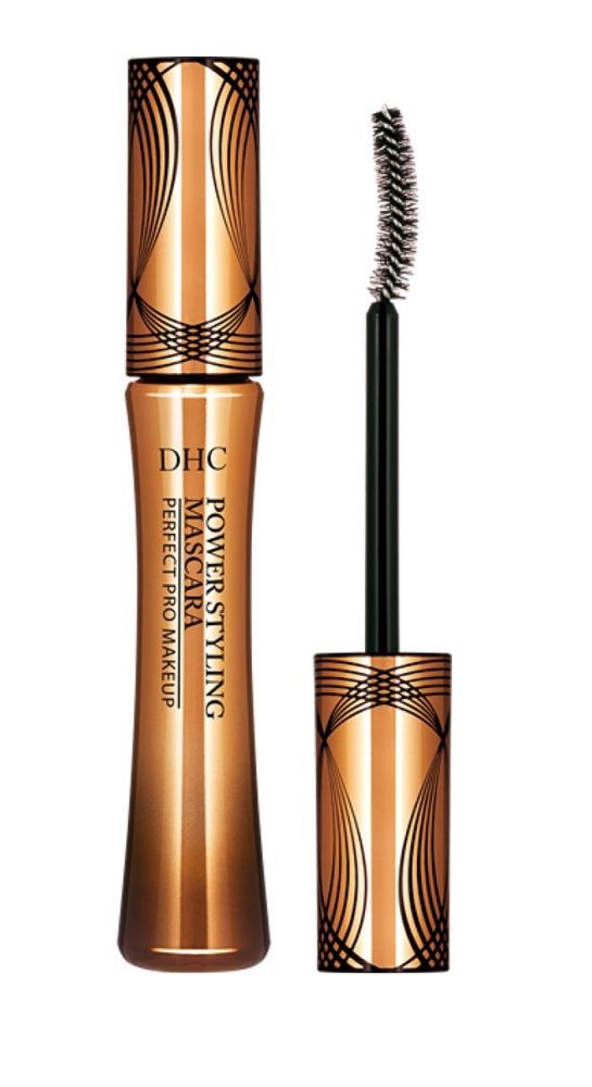 【Top 6】：DHC power styling mascara│¥1,524（不含税）： DHC睫毛膏属于薄膜类型的睫毛膏，不容易在睫毛上结块，而且在防油、防水和持久性上，都能做到一定的稳定性。同时DHC在笔刷方面，採用了浅曲线形状，即使化妆新手都可以零失败地均匀涂上睫毛膏。